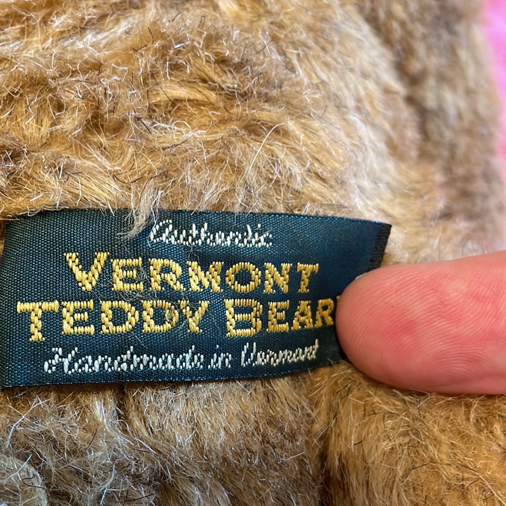 Vermont Teddy Bear - Picture 6 of 11
